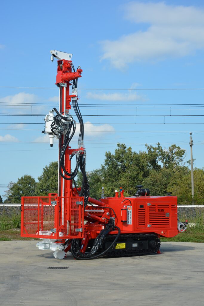 2426_MM4_perforadora Massenza Drilling rigs