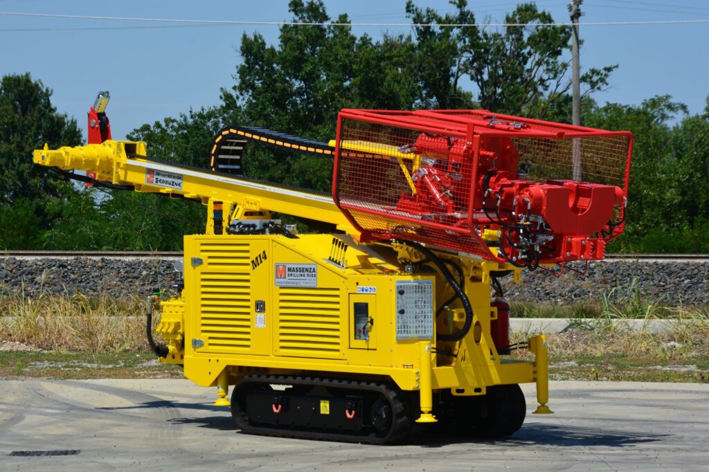 2671_Mi4 perforadora Massenza Drilling rigs