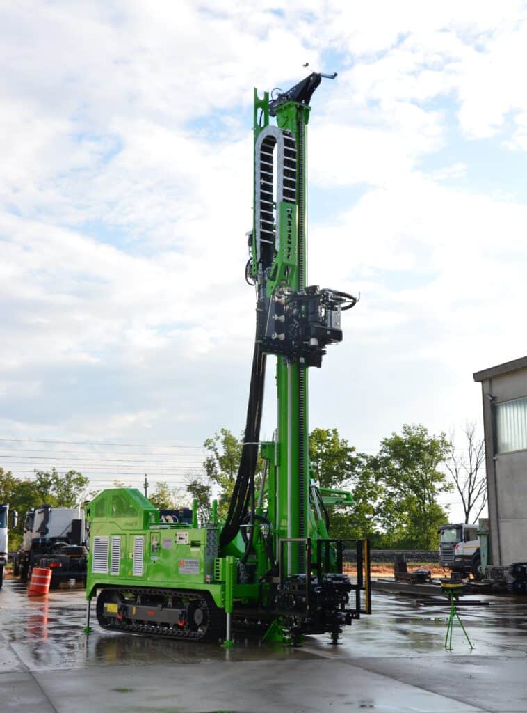 2668_Mi12 perforadora Massenza_Drilling_Rigs